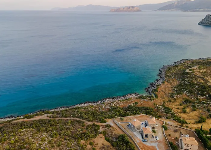 Katerina\'S Villas - Monemvasia Beachfront Stone Paradise