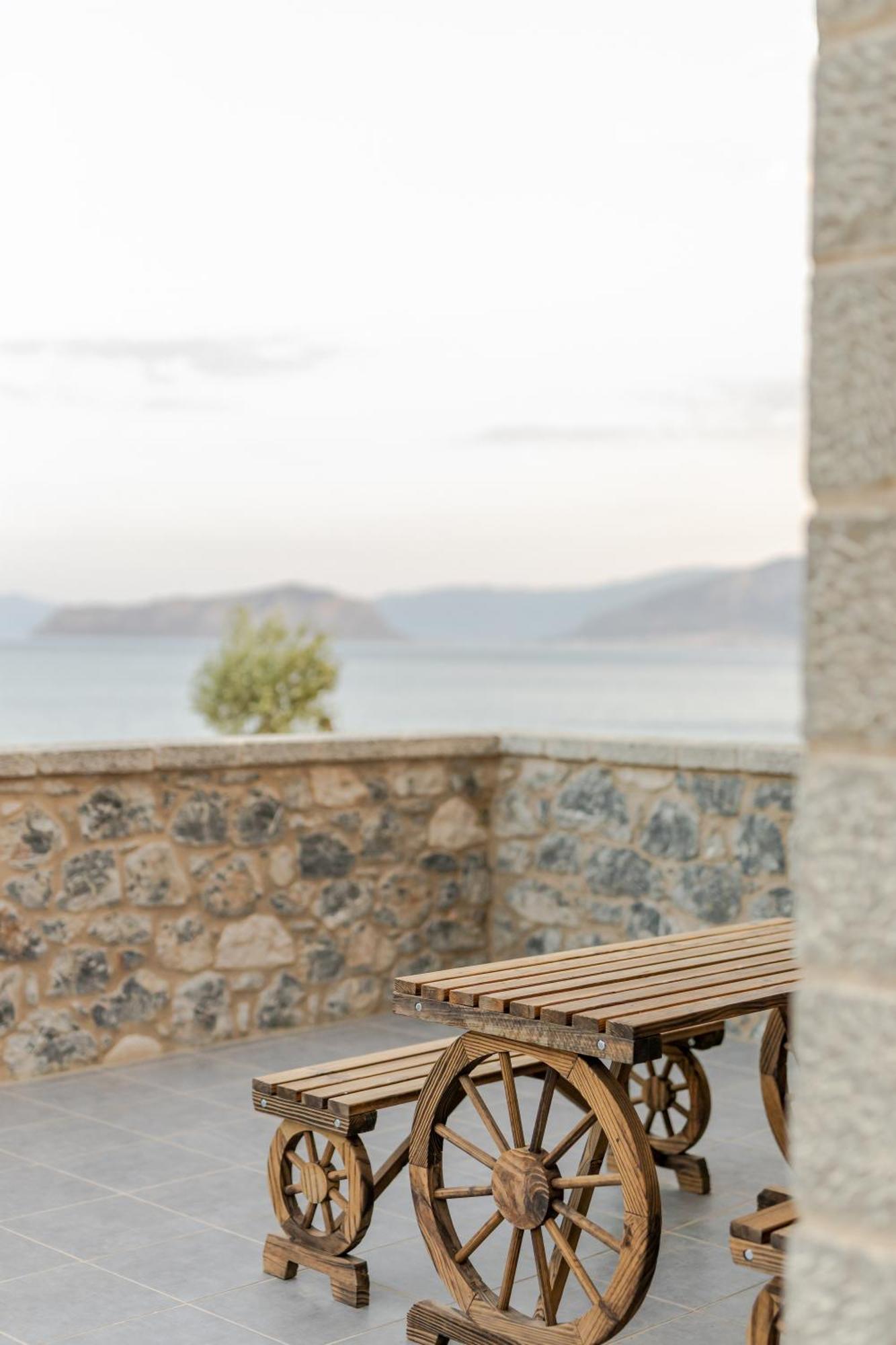 Holiday home Katerina's - Beachfront Stone Paradise Monemvasia